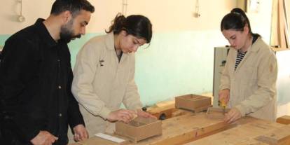 Şırnak'ta geleceklerine yön veren genç kızlar erkeklerin mesleğine göz dikti