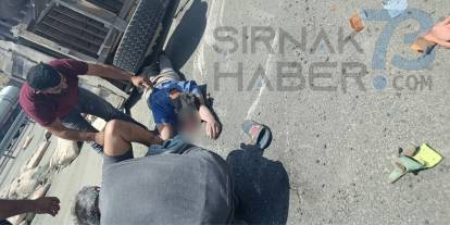 Şırnak'ta Çimento Yüklü Traktör Devrildi: 2 Kişi Yaralandı