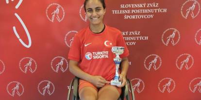 Şırnaklı Zeliha Dünya Starları Arasında Şampiyon Oldu