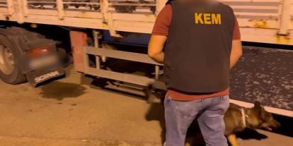 Batman’da durdurulan tırda onlarca kilo uyuşturucu ele geçirildi