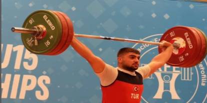 Avrupa'nın Fatihi Şırnaklı Sefkan Sümen'nden, Avrupa Rekoru ve 3 Madalya