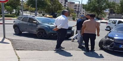 Siirt’te Maddi Hasarlı Trafik Kazası Meydana Geldi