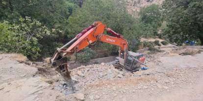 Uludere Belediyesi’nden İçme Suyu ve Yol Çalışması