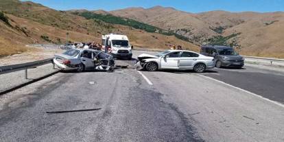 Feci trafik kazası! 3 ölü, 6 yaralı