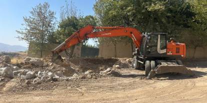 Şırnak Belediyesi Yeni Yollar İçin Kolları Sıvadı