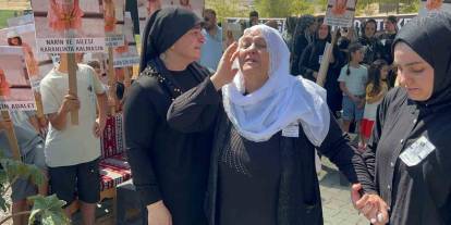 Narin’in Mezarı Başında Kürtçe Ağıt: ’’hem Canımızı Aldılar Hem Evimizi Başımıza Yıktılar’’