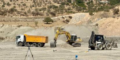 Mardin'de UEFA Standartlarına Uygun 2 Yeni Stadyumun Yapımına Başlandı