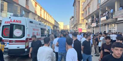 Hakkari’de taşlı ve sopalı kavgada 3 kişi yaralandı