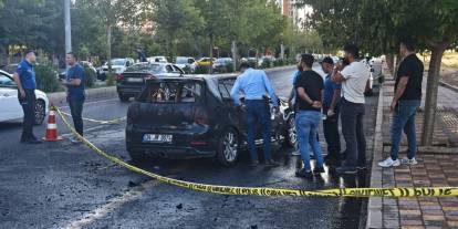Diyarbakır'da silahlı kavgada 1 kişi ağır yaralandı, otomobil ateşe verildi