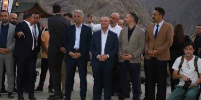 Hakkari’de “Bir Anadolu Şenliği” başladı: Ünlü sanatçılar sahne alacak