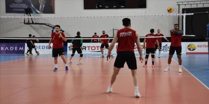 Cizre Belediyespor Voleybol Takımı'ndan 2 yeni transfer