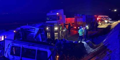 Diyarbakır’da feci kaza: 2 ölü, 1 yaralı