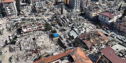 6 Şubat Depreminde Yıkılan Özyurt Apartmanı İçin Dönemin Belediye Başkanı Asli Kusurlu Sayıldı