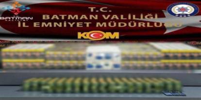 Minibüste Çok Sayıda Kaçak Ürün Ele Geçirildi