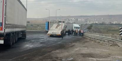 Cizre Çevreyolunda Kaza! Yol Trafiğe Kapandı