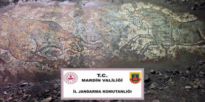 Mardin'de operasyonda1500 yıllık mozaik ele geçirildi