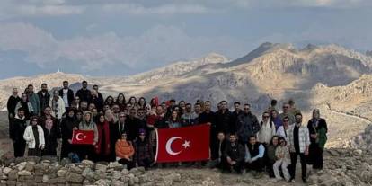 Cudi Dağı'nda "Cumhuriyet Yürüyüşü"