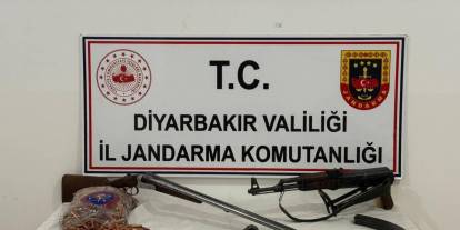 Diyarbakır Jandarmasından Yasa Dışı Silah Operasyonu: Çok Sayıda Silah Ve Mühimmat Ele Geçirildi