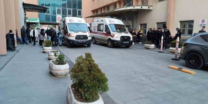 Batman’da bıçaklı kavgada 17 yaşındaki çocuk yaralandı