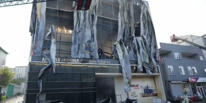 Yangın faciası sonrası 6 müdür ve bir personel açığa alındı