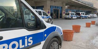 İki Grup Arasında Silahlı Ve Sopalı Kavga:2'si Ağır 5 Yaralı