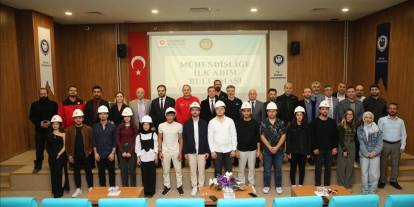 Şırnak Üniversitesinde Petrol ve Doğalgaz Mühendis Adaylarına Coşkulu “Baret Giyme Töreni”