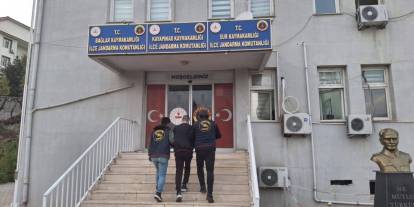 Diyarbakır'da çeşitli suçlardan aranan 82 kişi yakalandı