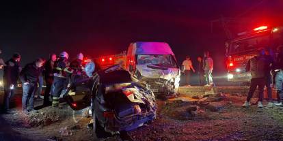 Diyarbakır'da zincirleme trafik kazasında 3 kişi öldü, 7 kişi yaralandı