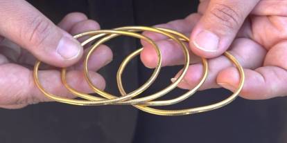 Düşürdüğü 40 Gram Altın 40 Tonluk Çöplükte Bulundu, Gözyaşlarına Hakim Olamadı