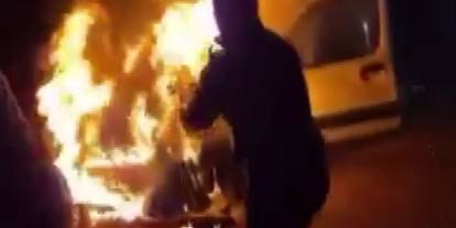 Gaziantep’te Yanan Araca Cezaevi Personeli Müdahale Etti, Bakan Tunç Tebrik Etti