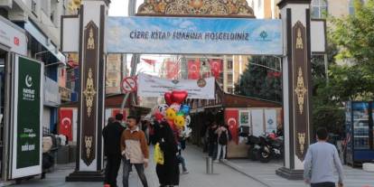 Cizre Kitap Fuarı sona erdi: 10 günde yüz bini aşkın kişi ziyaret etti