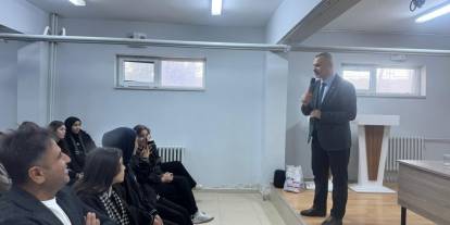 Cizre’de Öğrencilere İlham Veren “Başarıda Arkadaş Seçimi” Konferansı Büyük İlgi Gördü