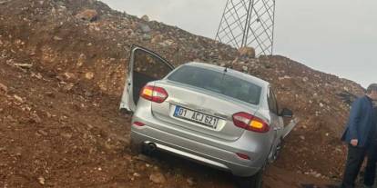 Siirt'te devrilen otomobildeki 4 kişi yaralandı