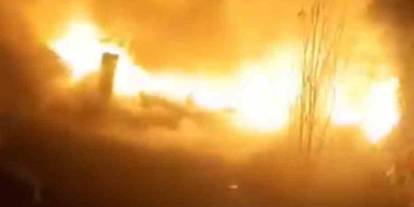 Yüksekova’da mahalle sakinlerini korkutan anlar: alev alev yandı