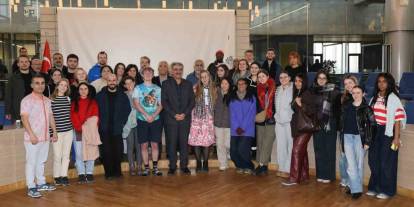 Ab’ye Üye 13 Ülkeden Gelen Gençler Diyarbakır’ı Gezdi