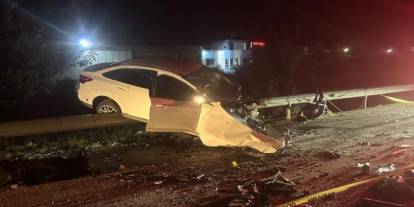 İki aracın çarpıştığı kazada 3 kişi öldü, 2 kişi ağır yaralandı