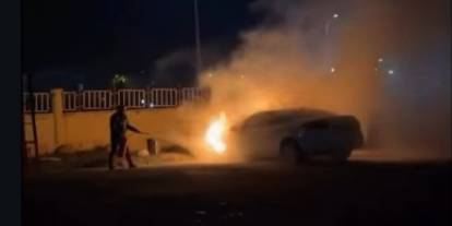 Hastane Bahçesinde Korku Dolu Anlar: Park Halindeki Otomobil Alev Alev Yandı