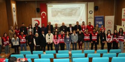 Şırnak’ta Anlamlı Buluşma: “Yaşlıların Gözünden Hayat” Etkinliği Büyük İlgi Gördü