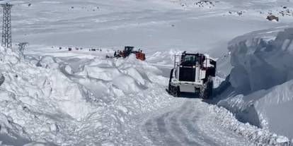 Şırnak'ta Kar Yağışı Nedeni İle 6 Köy Yolu Ulaşıma Kapandı