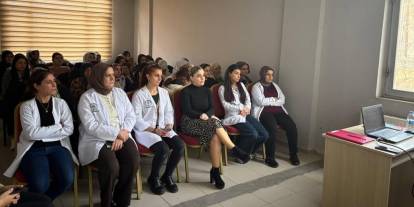 “Bilinçli Medya Kullanımı” Semineri Düzenlendi