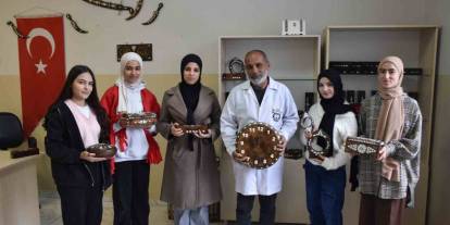 Sedef Kakma Sanatı Kadın Hüneriyle Buluştu