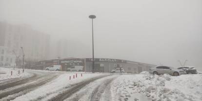 Şırnak’ta Kar Ve Sis Etkili Oldu: Yollar Kapandı, Ekipler Seferber