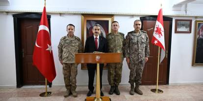 Şırnak’ta Güvenlik Güçlerine Moral Ziyareti: Vali Ekici Şenoba’da Mehmetçik ile Buluştu