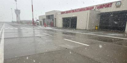 Şırnak’ta Uçak Seferlerine Kar Engeli