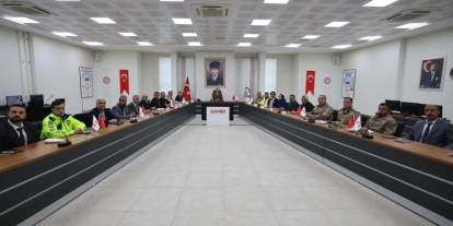 Siirt’te karla mücadele için 24 saat 200 araç ve 600 kişi görev yapacak