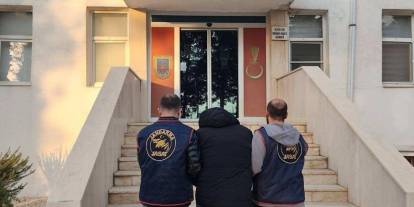 Nusaybin'de kargodan muz çıktı: 127 yıl hapis cezası olan dolandırıcı yakalandı