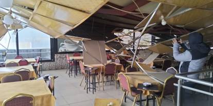 Şırnak’ta Yoğun Kar Yağışı Bir İş Yerinin Çatısını Çökertti: Facia Ucuz Atlatıldı