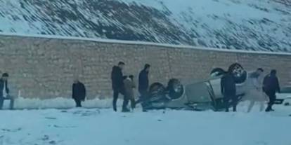 Siirt'te takla atan otomobilin sürücüsü yaralandı