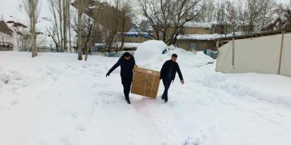 Şırnak’ta engelli vatandaşa akülü sandalye yardımı sağlandı