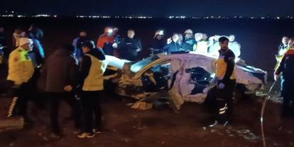 Batman’da iki otomobilin çarpıştığı kazada 3 kişi öldü, 3 kişi yaralandı